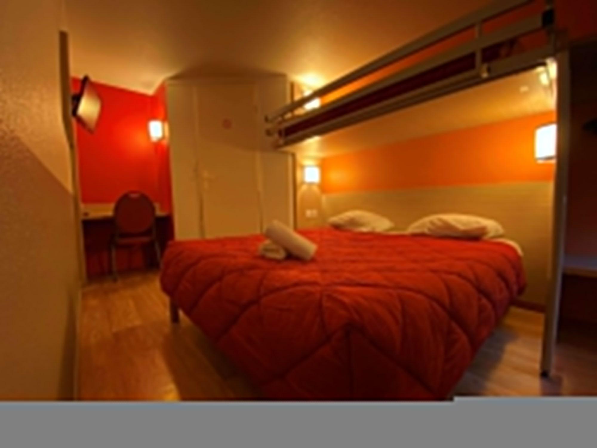Classic Hotel - Фонтене-Трезиньи Экстерьер фото